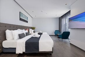 JBAY Beachfront Boutique Hotel