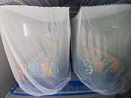 Par 4 Chemins - Atypical stopover