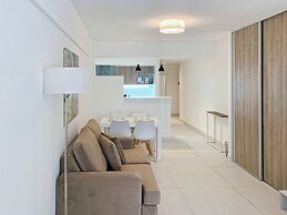 Caballito Retreat Balcony and Rooftop Pool