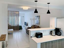 Caballito Retreat Balcony and Rooftop Pool