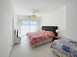 Caballito Retreat Pool and Balcony for up to 4 People