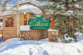 4 Bedroom Townhome Near Snowflake Lift - Walk to Slopes!
