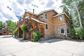 5 Bedroom Luxury Townhome Near Snowflake Lift in Breckenridge - Walk t