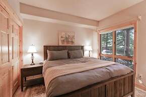 5 Bedroom Luxury Townhome Near Snowflake Lift in Breckenridge - Walk t