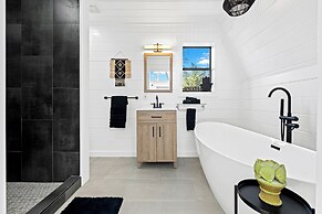 ARES Treehouse Fredericksburg