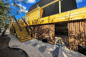 ARES Treehouse Fredericksburg