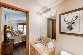 Renovated 2 Bedroom Condo Next to Snowflake Lift - Walk to Lifts and T