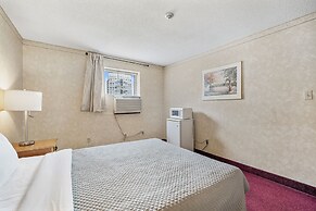 Royal Inn and Suites at Guelph