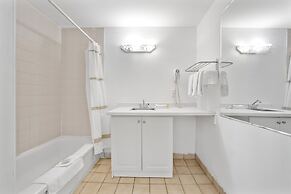 Royal Inn and Suites at Guelph