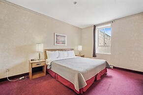 Royal Inn and Suites at Guelph