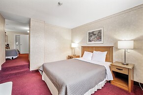 Royal Inn and Suites at Guelph