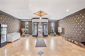 Royal Inn and Suites at Guelph