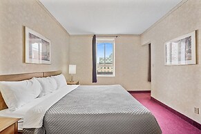 Royal Inn and Suites at Guelph