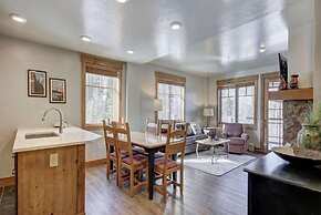 Mountain Thunder Lodge 2 Bedroom Condo - Ski In via Skyway Skiway!
