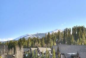 Mountain Thunder Lodge 2 Bedroom Condo - Ski In via Skyway Skiway!