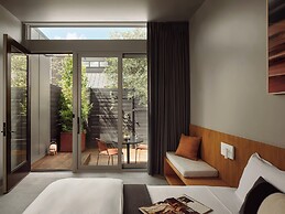 Frame Hotel - SoCo