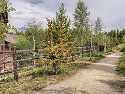 Luxury Ski in, Ski out 3 Bedroom Townhome at the Snowflake Lift - Sadd