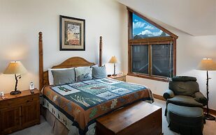 3 Bedroom Saddlewood Townhome at Snowflake Ski Run