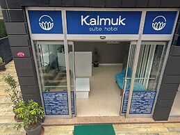 Kalmuk Suite Hotel