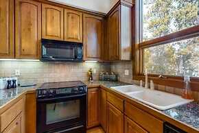 Ski In, Ski Out 3 Bedroom Townhome at Snowflake Lift - Private Hot Tub