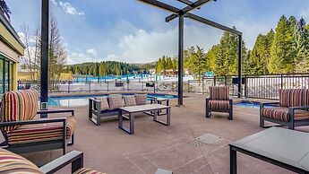 Comfortable 3-bedroom Ski In/out Condo at Peak 9 - Village at Breckenr