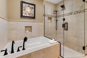 Ski In, Ski Out 3 Bedroom Condo at the Eagle Bahn Gondola With Slopesi