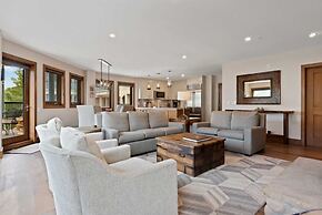 Beaver Creek Village Ski In, Ski Out 2 Bedroom Residence With Pool