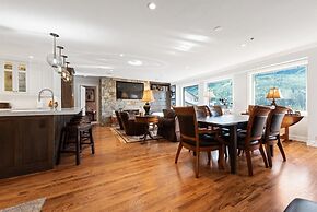Beaver Creek Residences - 2 Bedroom Luxury Ski In/out Condo