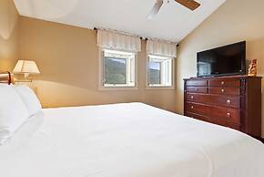 2 Bedroom Luxury Condo in Beaver Creek Village - Ski In/ski Out