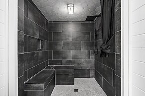 BIA Treehouse Fredericksburg