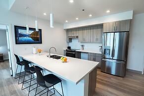 Chugach Naswik Suites