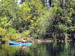The Lodge at Runaway Bay