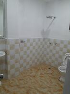 White Diamond Apartment