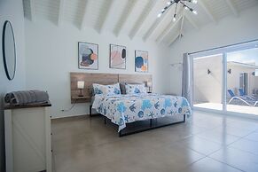 Breathtaking Prvt 4BR Pool Villa 5 Min to Beach