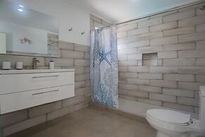 Breathtaking Prvt 4BR Pool Villa 5 Min to Beach