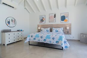 Breathtaking Prvt 4BR Pool Villa 5 Min to Beach