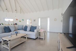 Breathtaking Prvt 4BR Pool Villa 5 Min to Beach