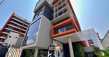 AX Way Tambaú Suítes