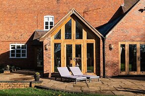 Bank Farm House Stunning House & Gardens