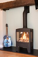 Bank Farm House Stunning House & Gardens