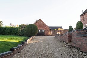 Bank Farm House Stunning House & Gardens