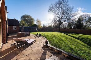 Bank Farm House Stunning House & Gardens