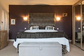 Bank Farm House Stunning House & Gardens