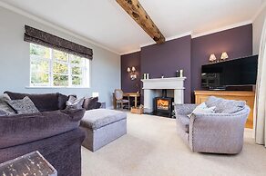 Bank Farm House Stunning House & Gardens