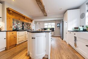 Bank Farm House Stunning House & Gardens