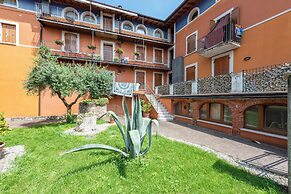 Stefy House 50 mt Near The Lake