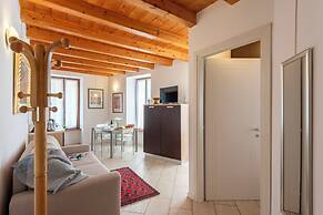 Stefy House 50 mt Near The Lake