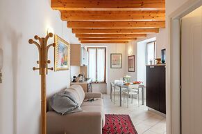 Stefy House 50 mt Near The Lake