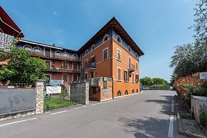 Stefy House 50 mt Near The Lake