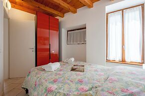 Stefy House 50 mt Near The Lake